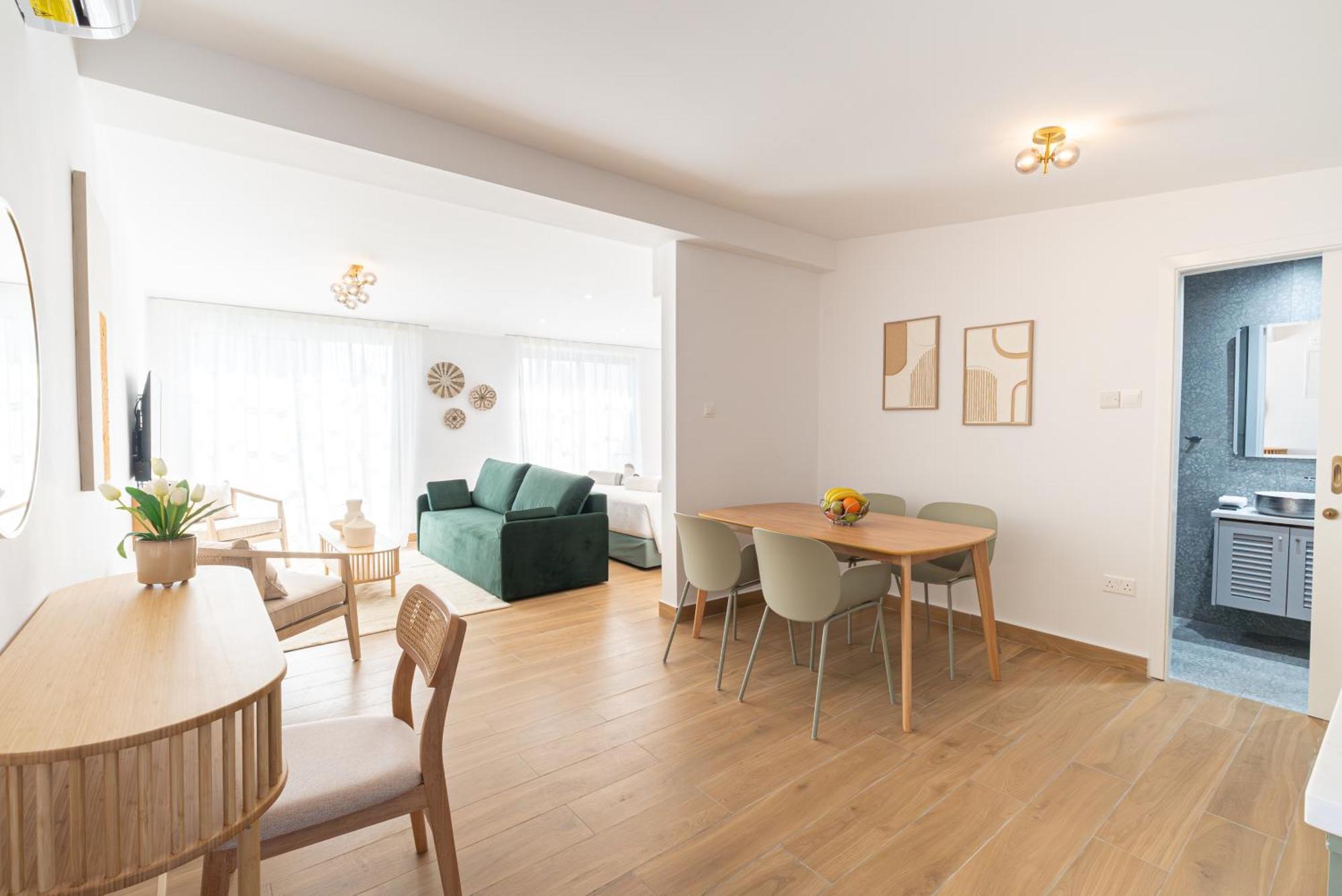Loft Centrale Пафос Экстерьер фото